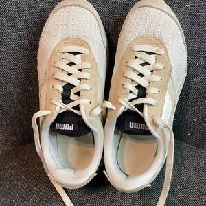 Puma Women's Cream and White Athletic Shoes